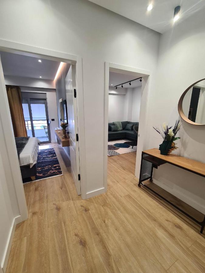 Grey Luxury Apartment Αργυρόκαστρο Εξωτερικό φωτογραφία